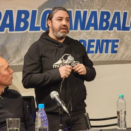 José Daniel Álvarez visitó Pico Truncado y compartió propuestas con militantes y vecinos